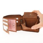 2032 W- Men's Leather Wallet